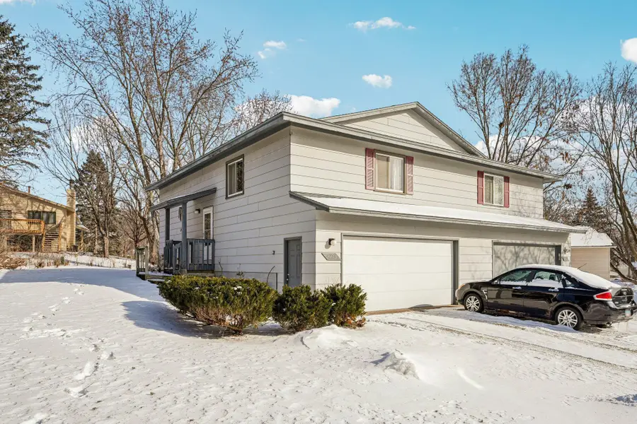 8275 Cypress Lane, Eden Prairie, MN 55347 - Image #2