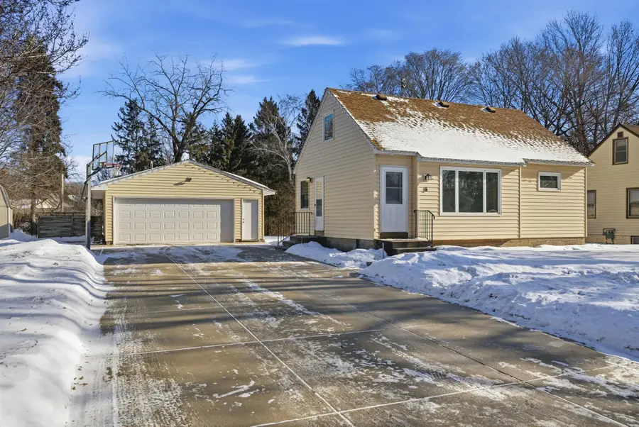 8 Pointcross Drive, Circle Pines, MN 55014 - Image #2