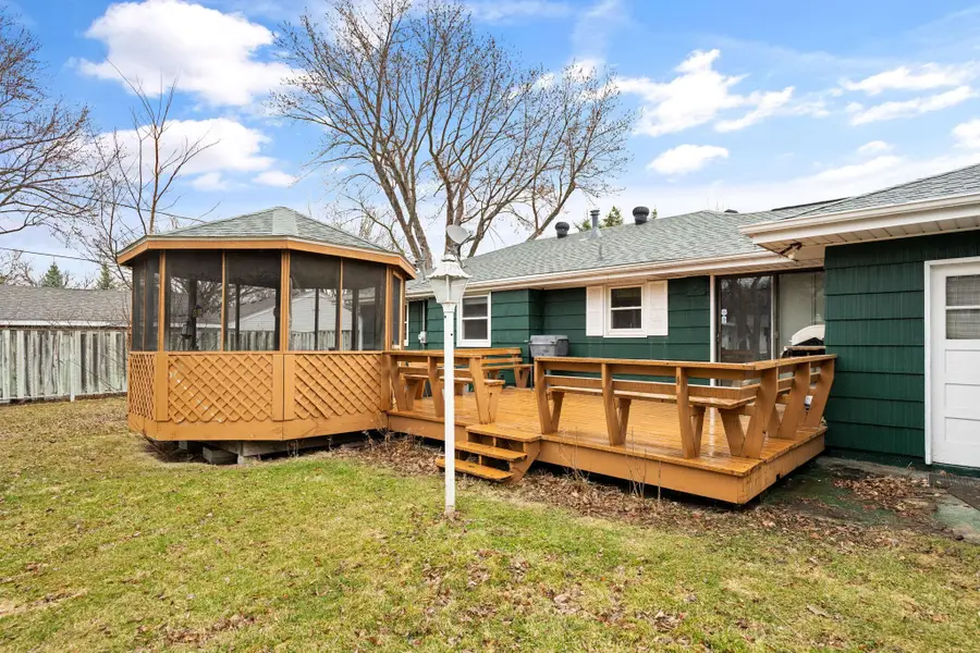 6140 Rainbow Drive Ne, Fridley, MN 55432 - #2