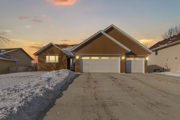 2214 Hulett Avenue, Faribault, MN 55021