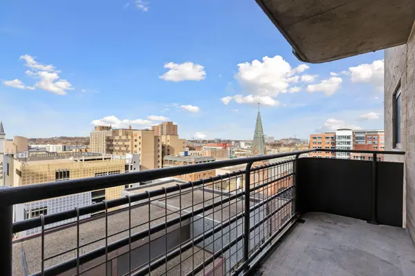 66 9th Street E #1609, Saint Paul, MN 55101