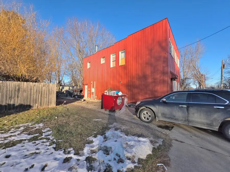 1303 4th Avenue Ne, Austin, MN 55912 - Image #2