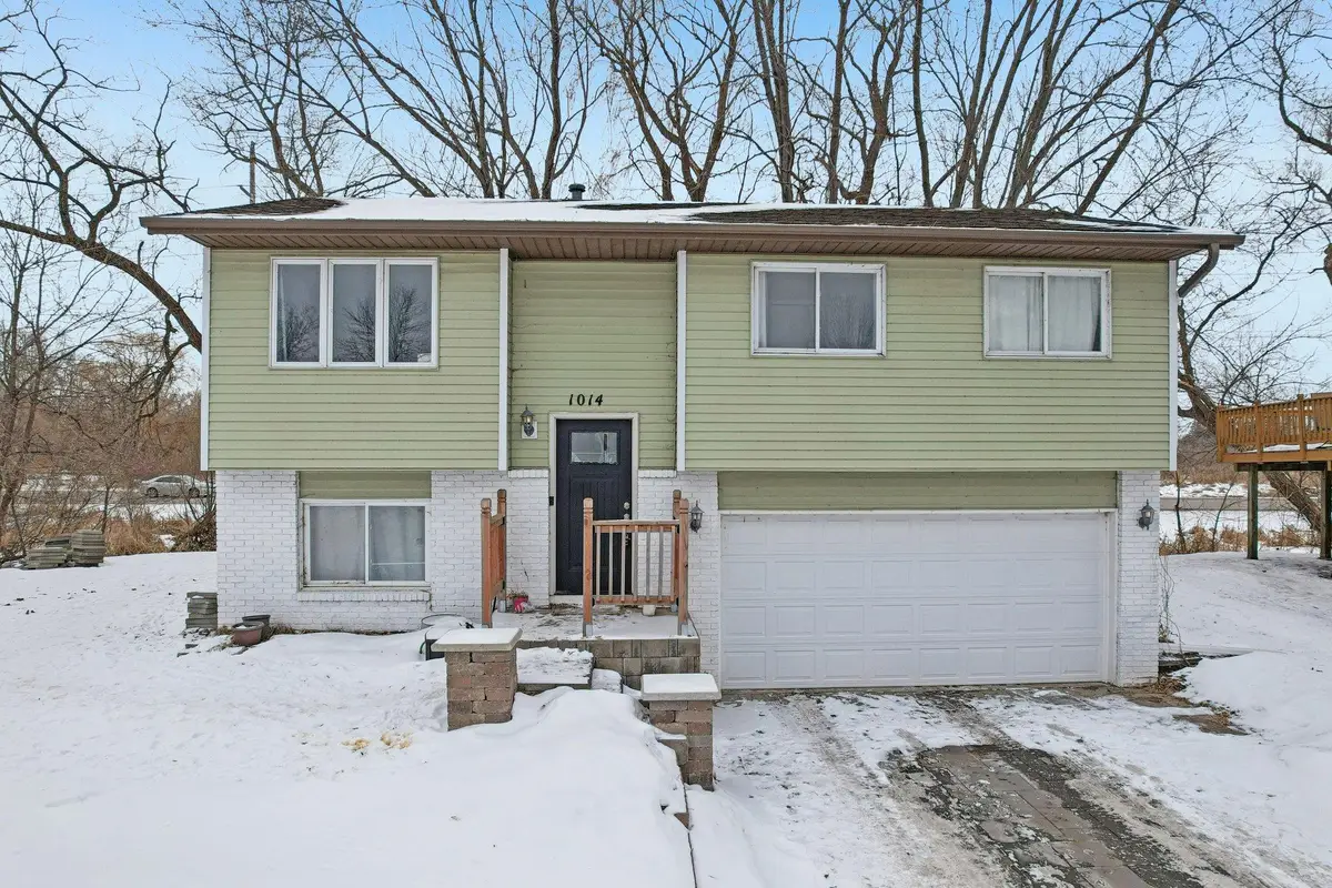 1014 10th Avenue Sw, Forest Lake, MN 55025 - #1