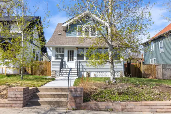 935 Saint Clair Avenue, Saint Paul, MN 55105