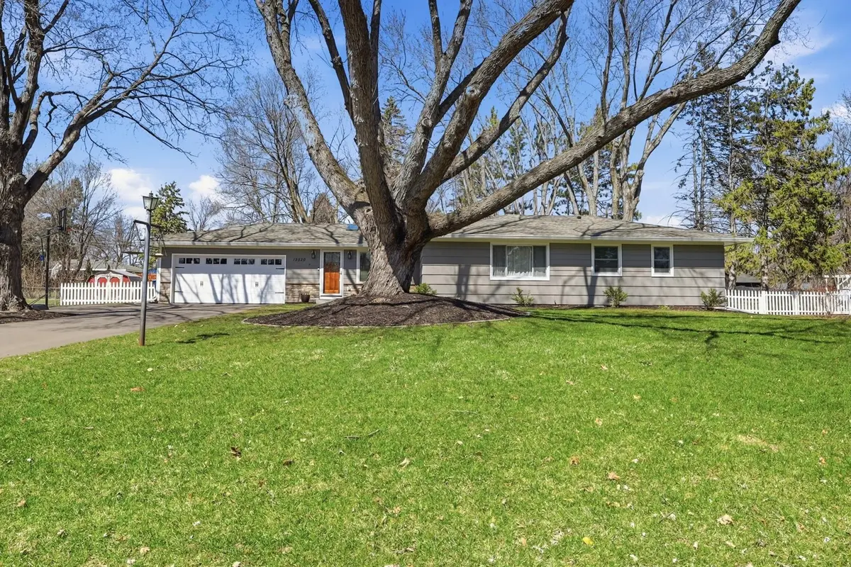 15520 2nd Avenue N, Plymouth, MN 55447 - #1