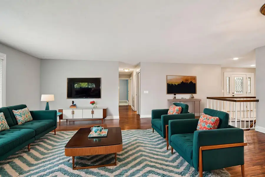 9545 Garrison Way, Eden Prairie, MN 55347 - #2