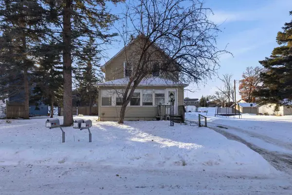 409 1st Avenue N, Sartell, MN 56377