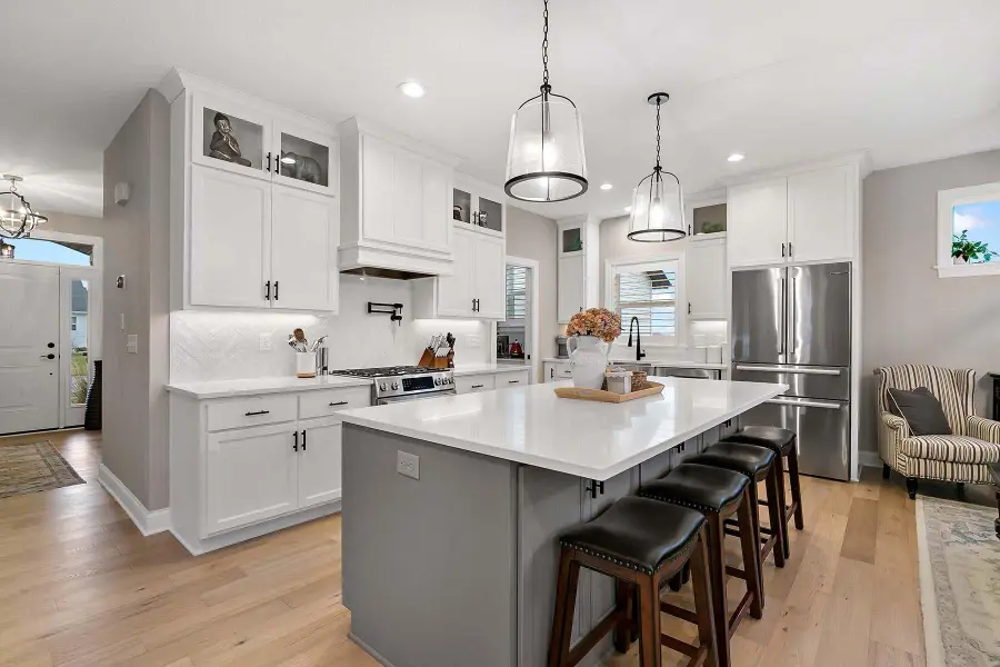 1498 Tyrone Drive, Shakopee, MN 55379 - Image #2