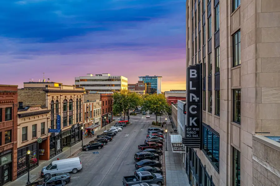 118 Broadway N #803, Fargo, ND 58102 - #3