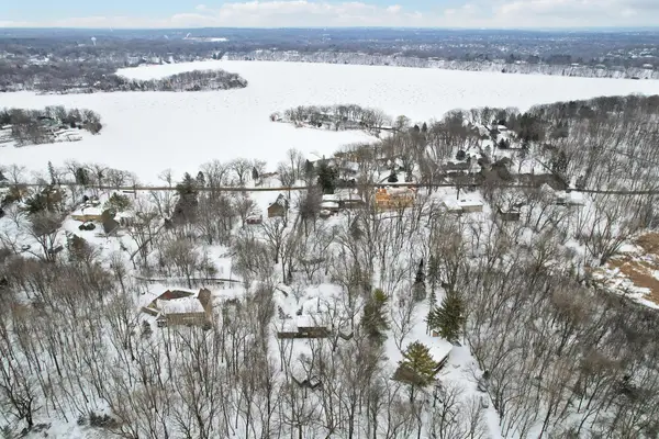 5880 Christmas Lake Road, Excelsior, MN 55331