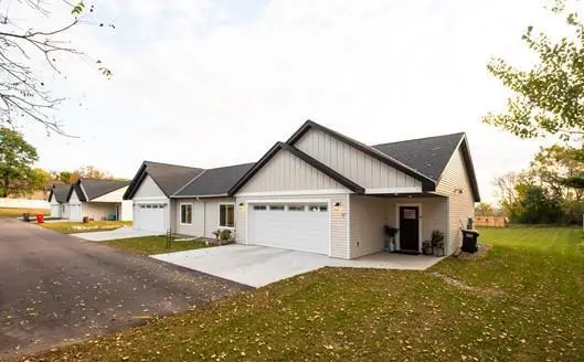 323 1/2 Fairgrounds Road #4, Alexandria, MN 56308 - Image #3