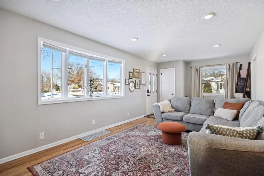 3401 Aquila Avenue S, Saint Louis Park, MN 55426 - Image #2