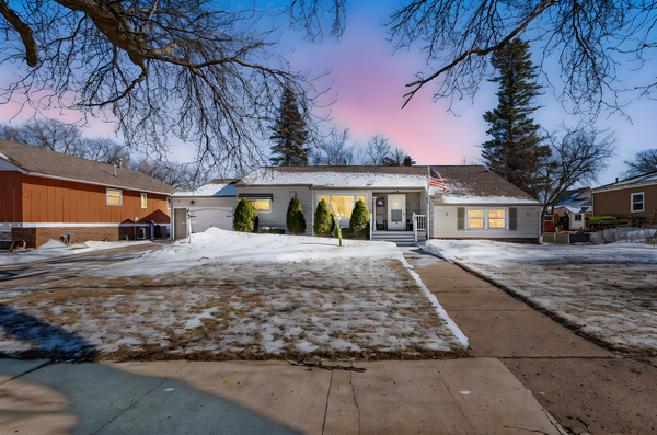 206 N 3rd Avenue E, Truman, MN 56088