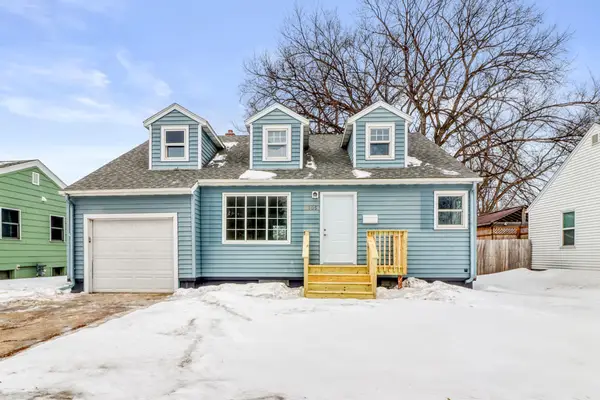 1605 14th Street S, Fargo, ND 58103