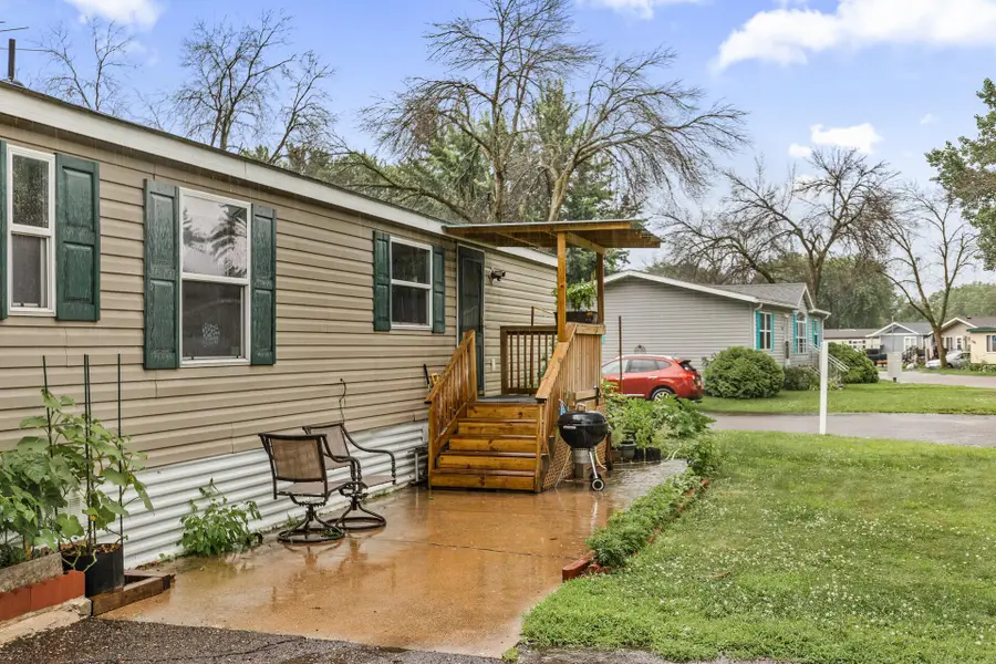 2401 Bison Dr, Maplewood, MN 55119 - #3