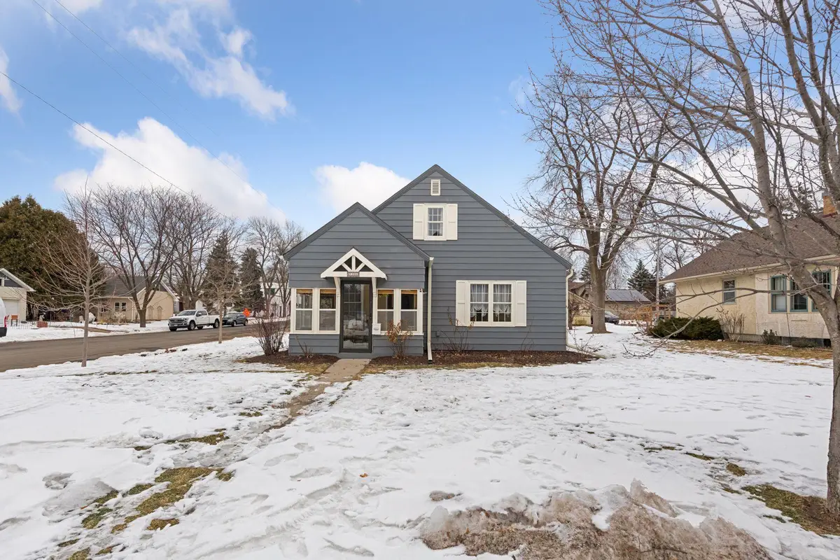 200 E 2nd Street, Waconia, MN 55387 - #1