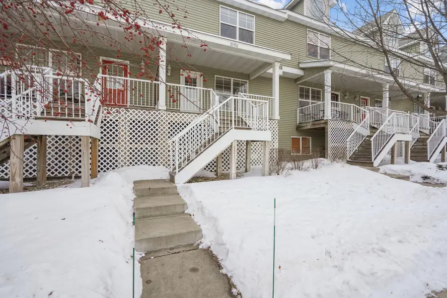 2880 Clover Ridge Drive, Chaska, MN 55318 - #3