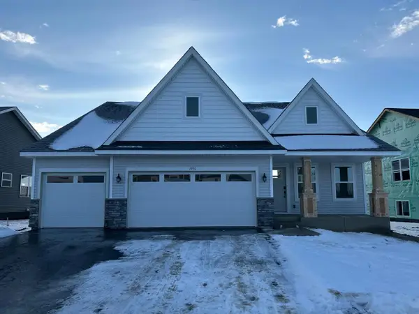 1920 Ironwood Drive, Carver, MN 55315