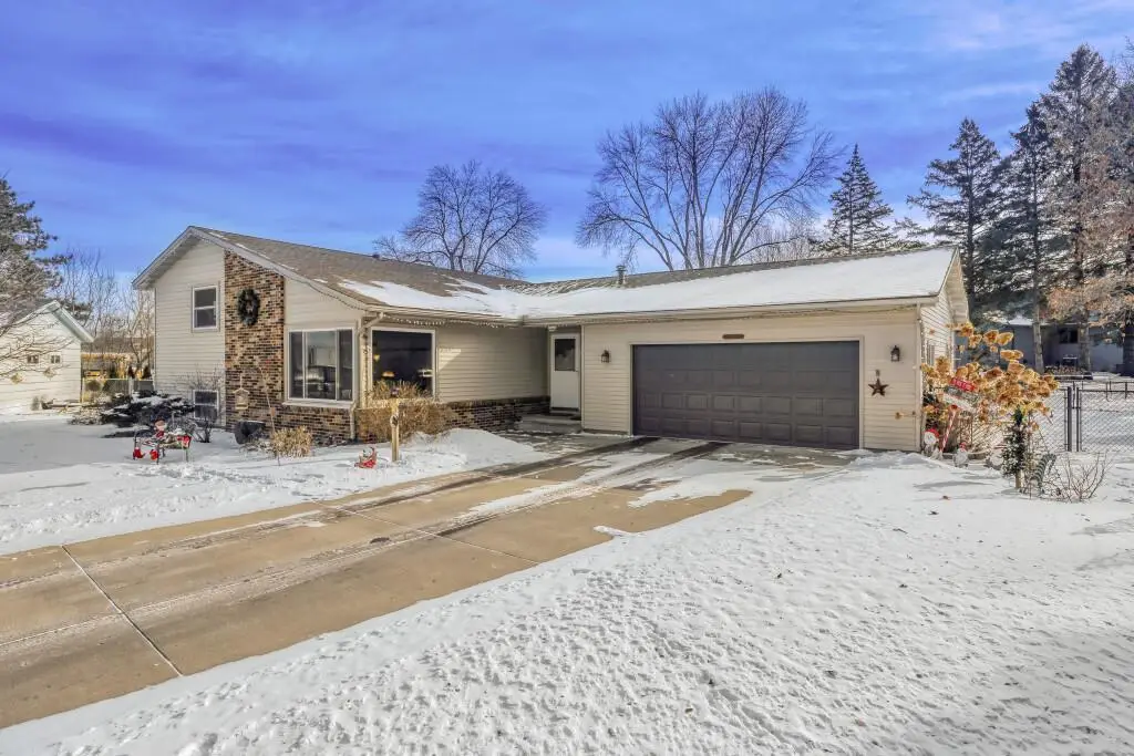 608 Fairview Circle, Farmington, MN 55024 - Image #1