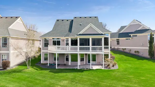 9954 Wellington Lane, Woodbury, MN 55125