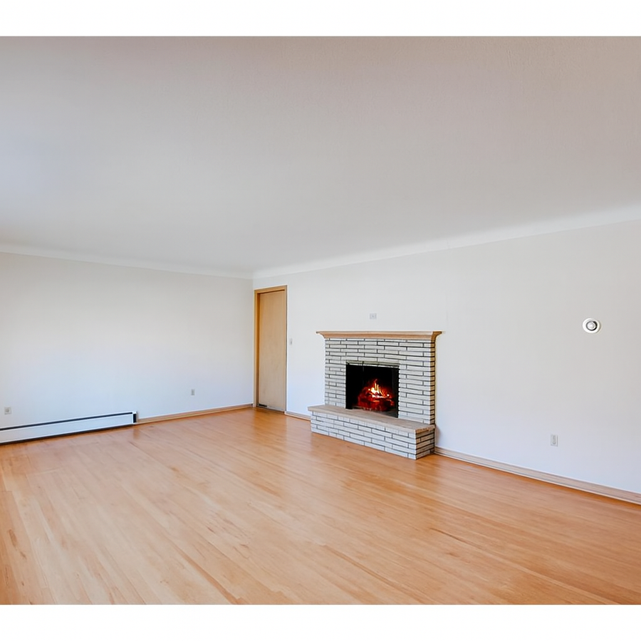 136 20th Avenue N, South Saint Paul, MN 55075 - #2