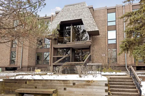 6075 Lincoln Drive #305, Edina, MN 55436