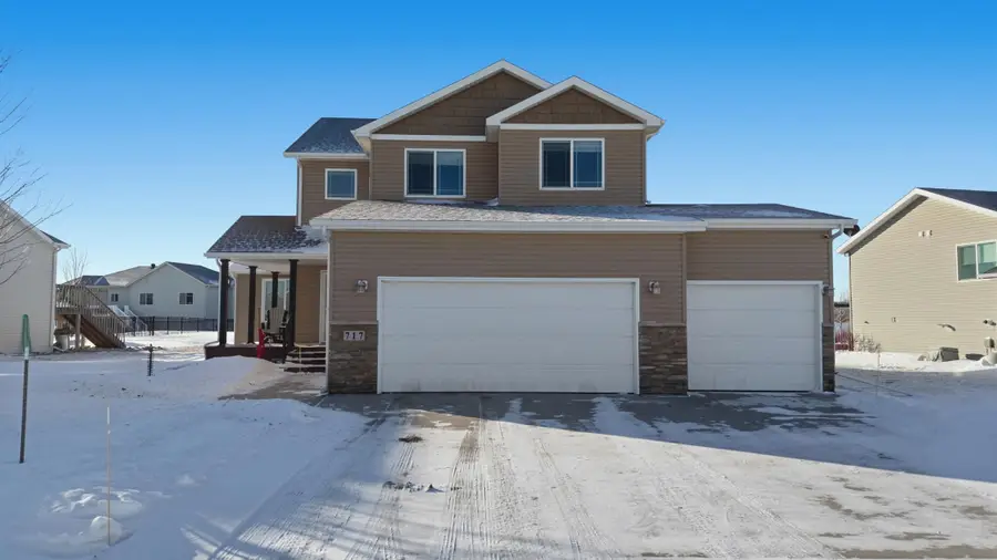 717 35th Avenue E, West Fargo, ND 58078 - #2