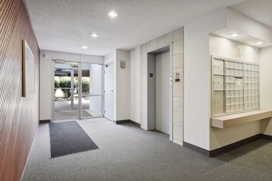 3461 Kent Street #1116, Shoreview, MN 55126 - Image #3