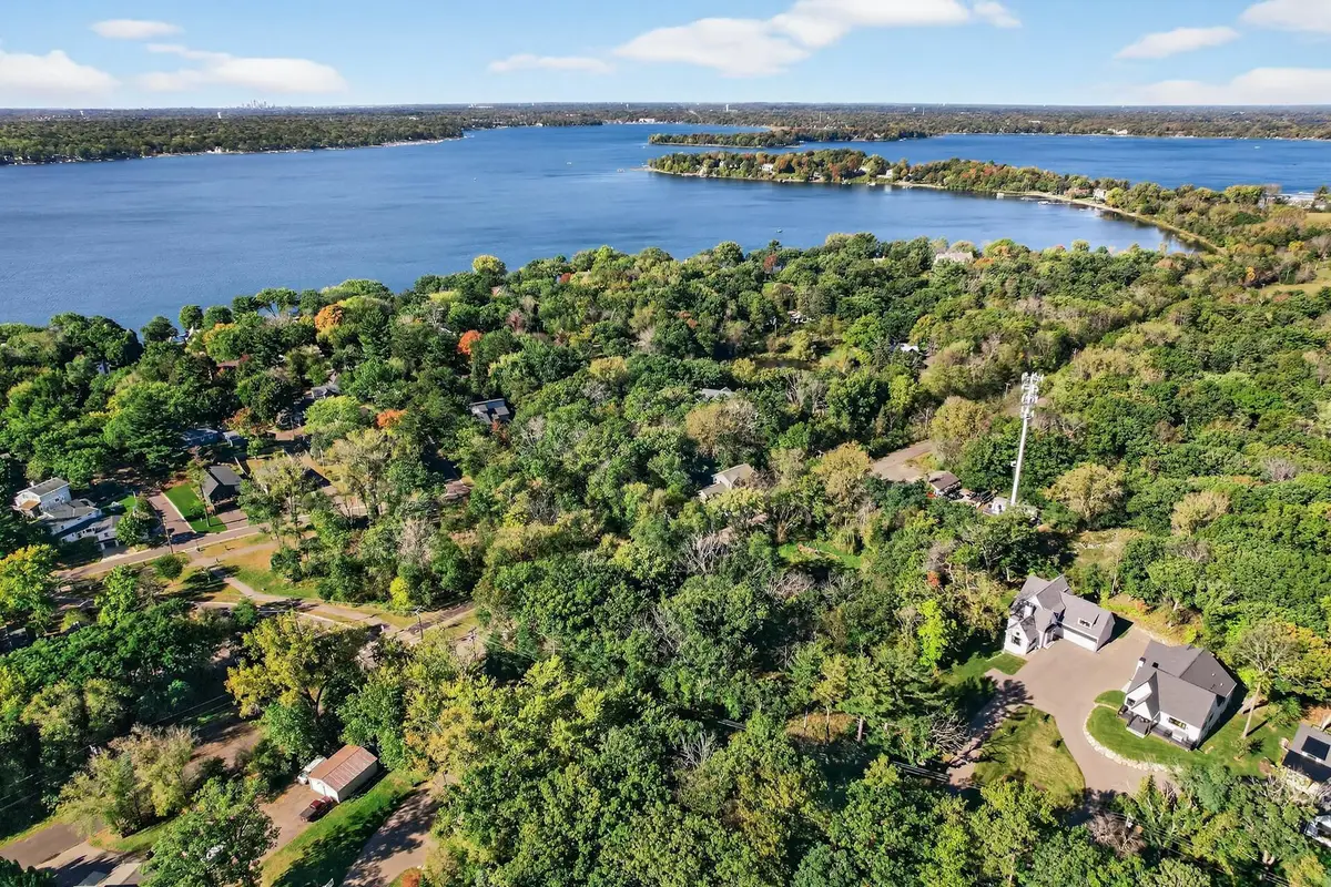 1610 Briarwood Avenue, Mahtomedi, MN 55115 - Image #1