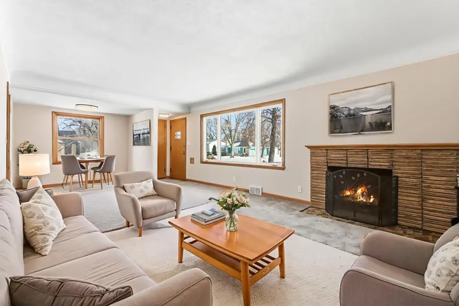 3553 Abbott Avenue N, Robbinsdale, MN 55422 - Image #2