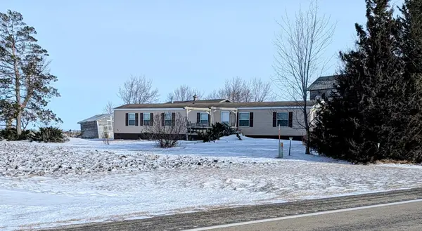 9322 76th Street Nw, Morristown, MN 55052