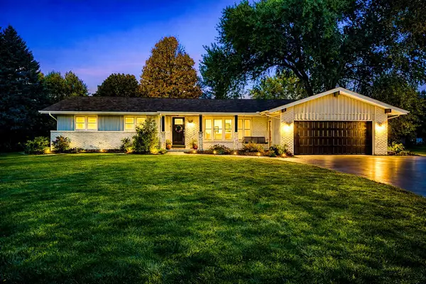 2430 Jewel Lane N, Plymouth, MN 55447