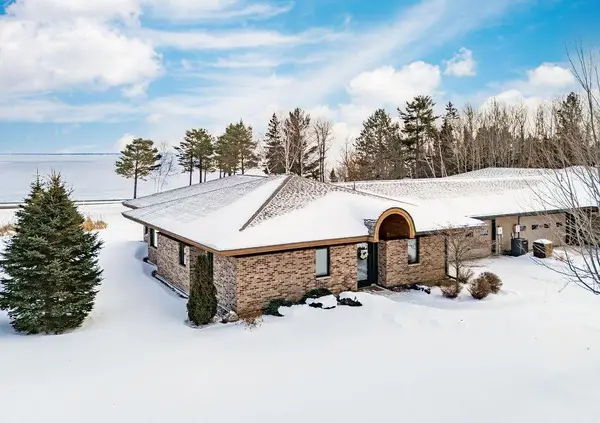 8353 Congdon Boulevard, Duluth, MN 55804