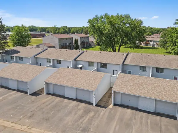 8915 Ironwood Avenue S, Cottage Grove, MN 55016