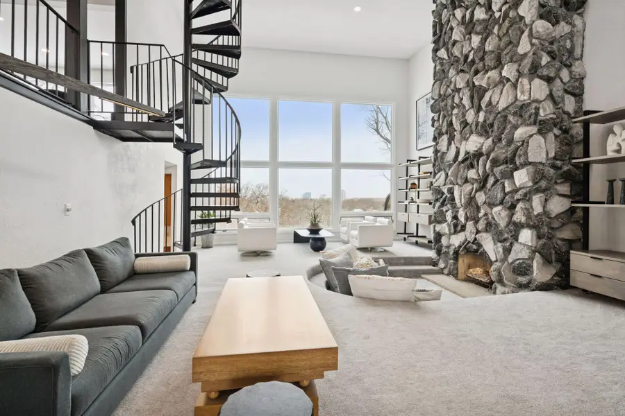 4652 Nine Oaks Circle, Bloomington, MN 55437 - #2