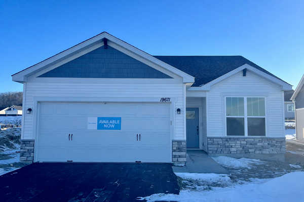 19671 Hunters Ridge, Corcoran, MN 55374