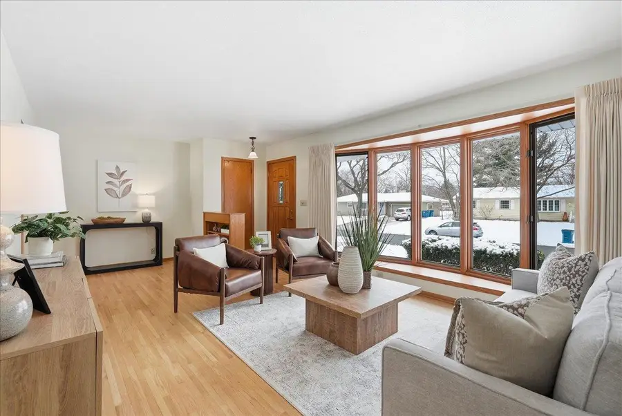 2620 Roth Place, White Bear Lake, MN 55110 - #2