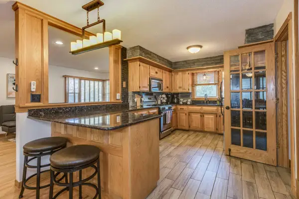 3653 Roosevelt Street Ne, Saint Anthony, MN 55418