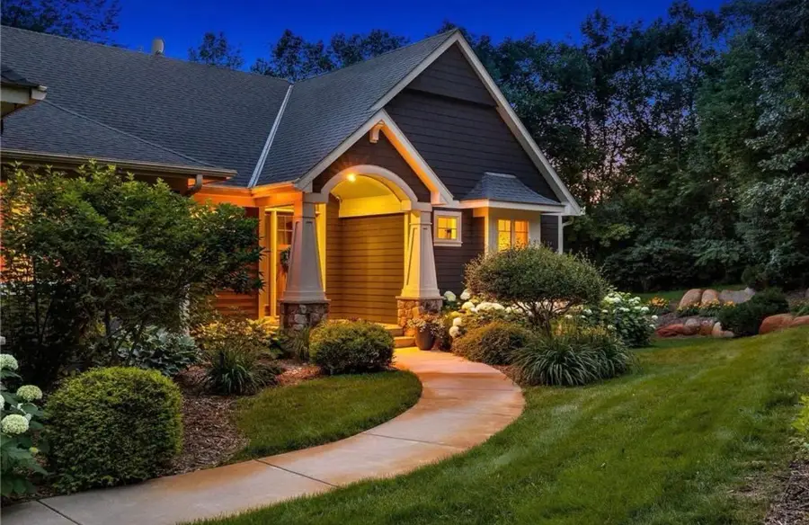 23400 Woodland Ridge Drive, Lakeville, MN 55044 - Image #2