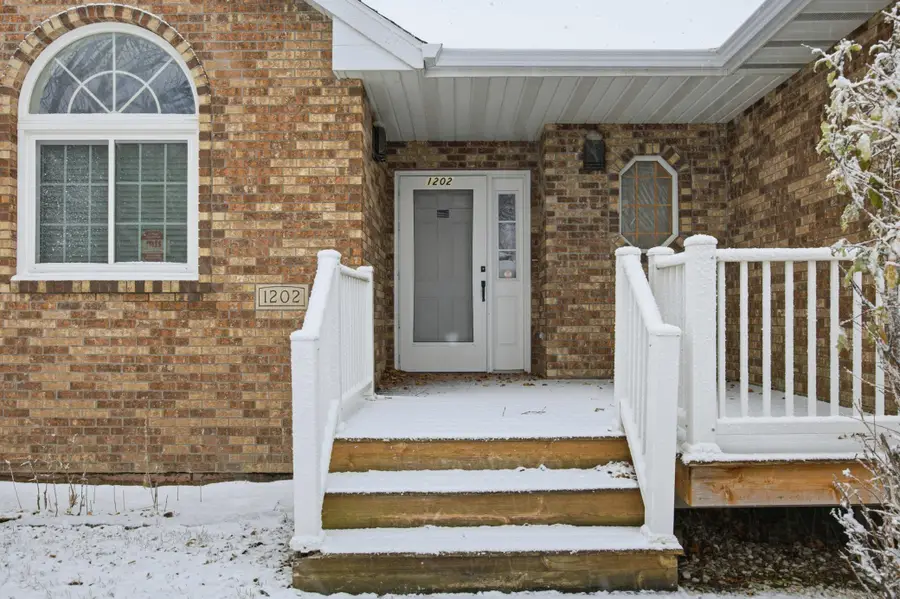 1202 41st Avenue N, Fargo, ND 58102 - #3