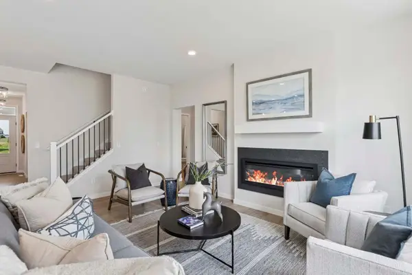 5105 Coronado Drive, Woodbury, MN 55129