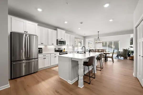 6575 Jocelyn Avenue S, Cottage Grove, MN 55016