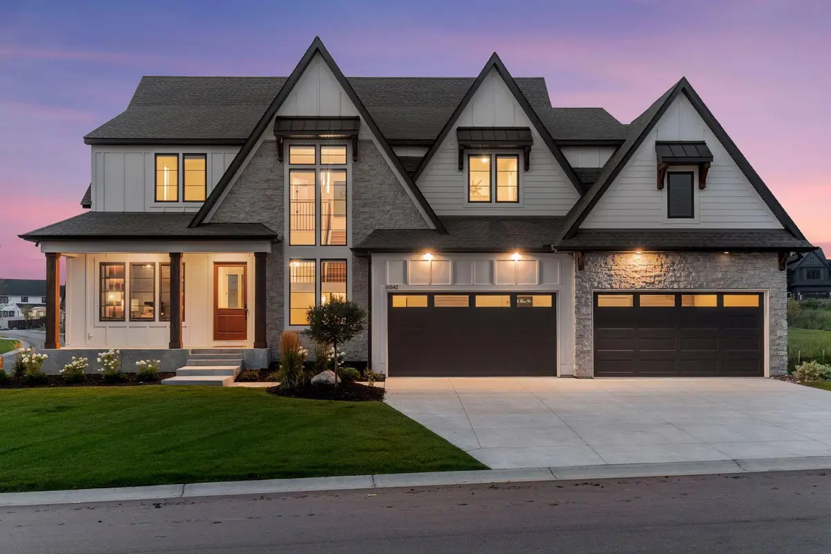 16542 46th Court N, Plymouth, MN 55446 - Image #1