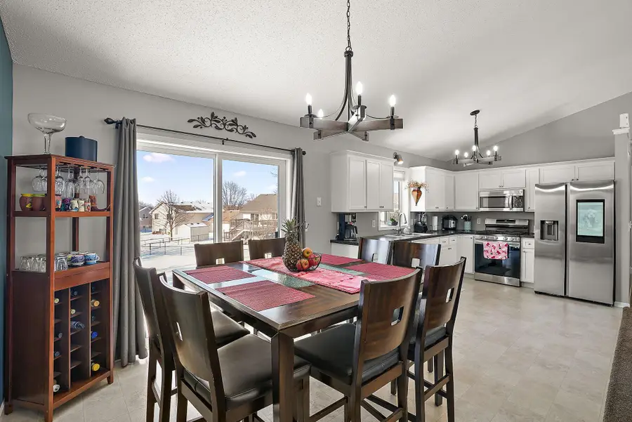 103 Dresden Lane, Waverly, MN 55390 - Image #2