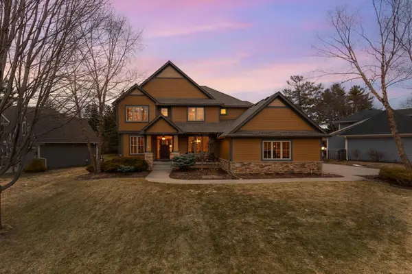 2150 Pinehurst Drive, Chanhassen, MN 55317