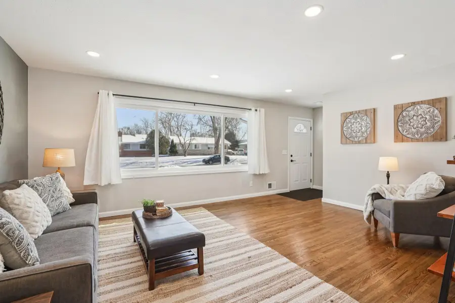 12716 Monterey Avenue S, Savage, MN 55378 - Image #2