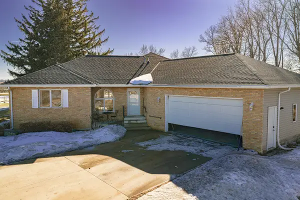 9370 County Road 27 Nw, Pennock, MN 56279