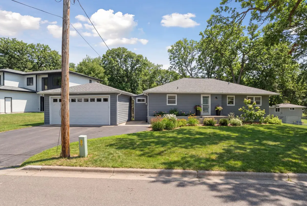 4031 Roanoke Street Se, Prior Lake, MN 55372 - #1