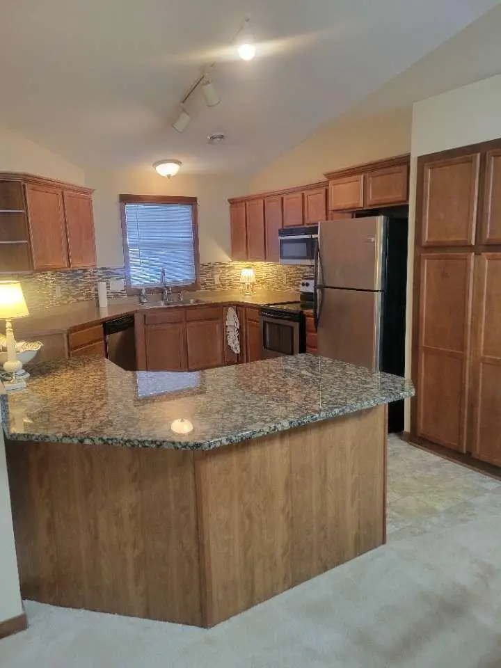 7946 Prairie Creek Lane Ne, Otsego, MN 55330 - Image #2