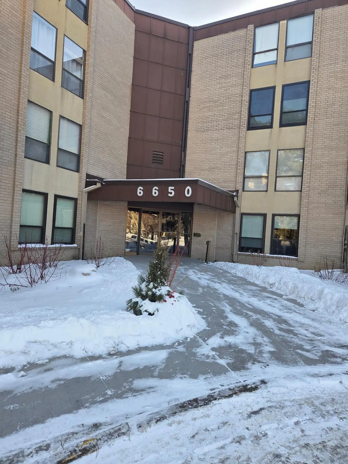 6650 Vernon Avenue S #208, Edina, MN 55436 - #1